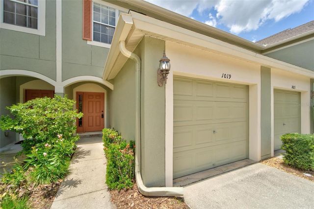 1019 VISTA CAY COURT, Brandon, FL 33511