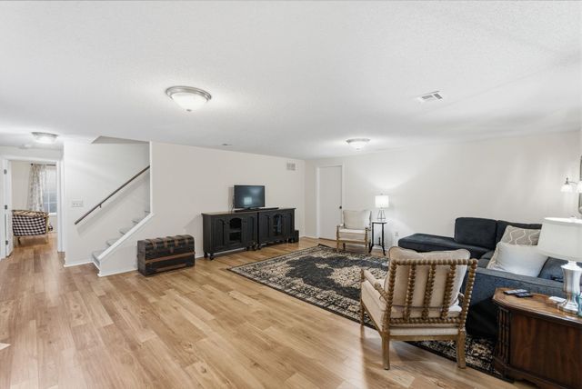 8221 W Thurman St, Wichita, KS 67212