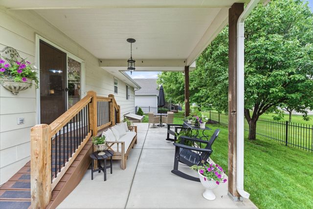 8221 W Thurman St, Wichita, KS 67212