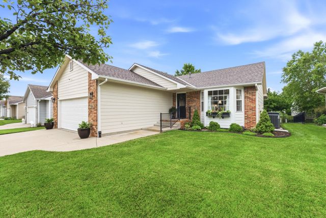 8221 W Thurman St, Wichita, KS 67212