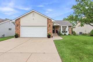 8221 W Thurman St, Wichita, KS 67212