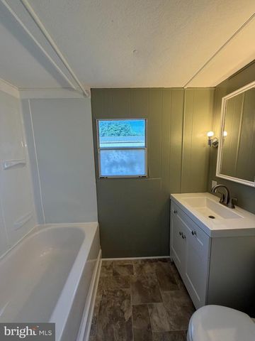 117 HAVEN DR, York, PA 17406
