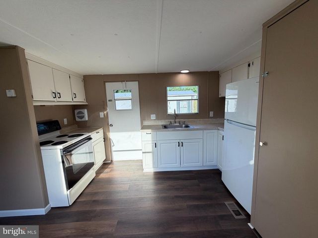 117 HAVEN DR, York, PA 17406