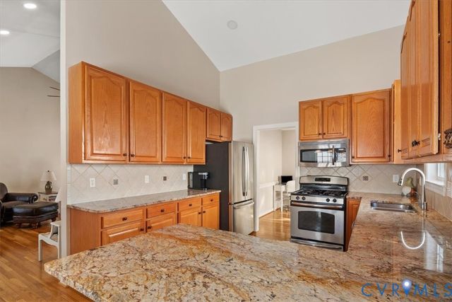 10705 Anna Marie Dr, Glen Allen, VA 23060