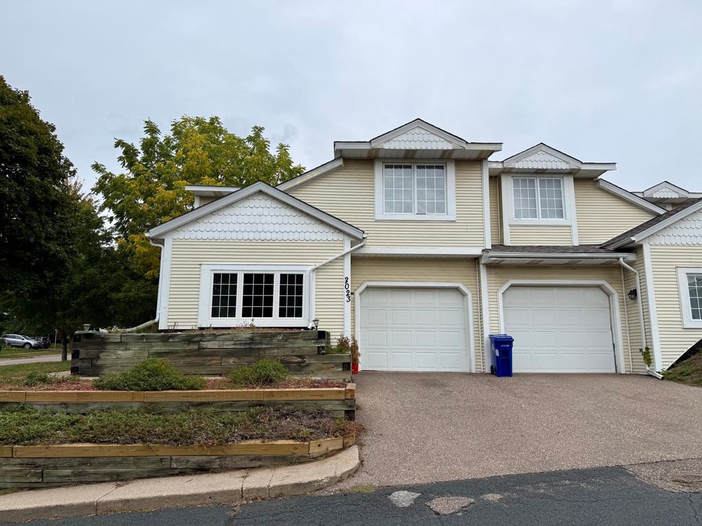 2023 Parkside Drive, Saint Paul, MN 55119 — exterior