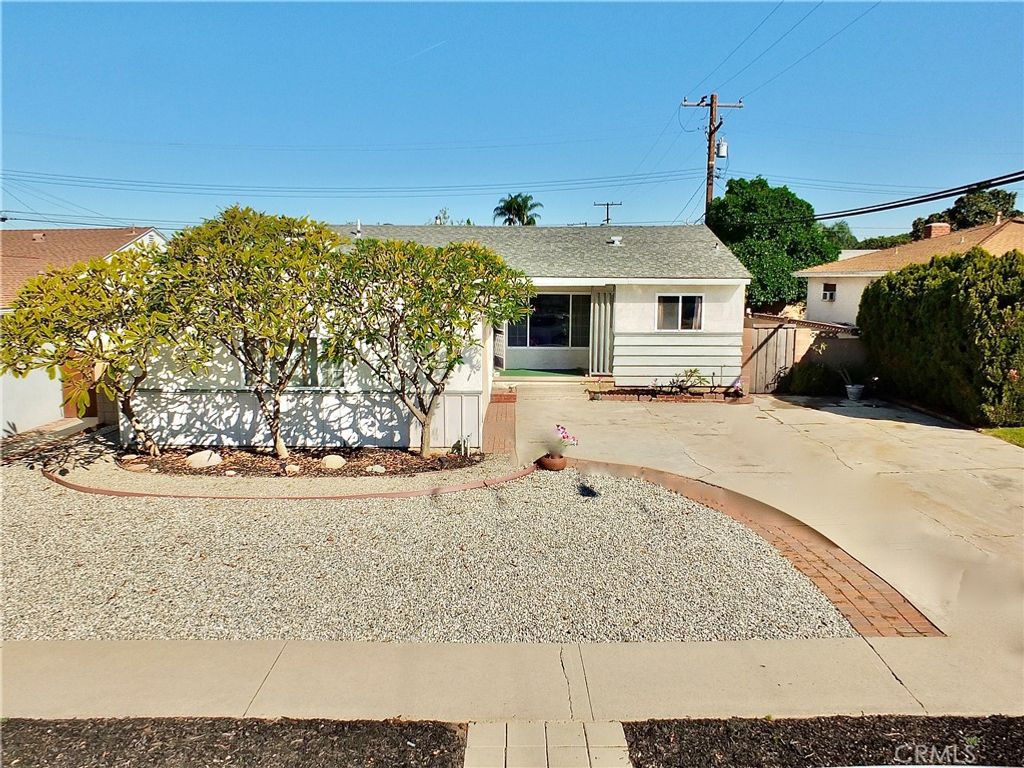 Image 2 of property listing at 15845 Sharonhill Drive, Whittier, CA 90604