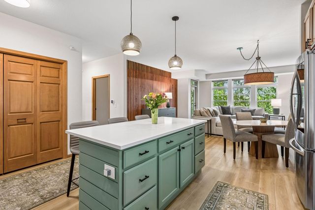 7100 Metro Boulevard 415, Edina, MN 55439