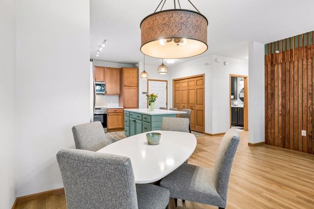7100 Metro Boulevard 415, Edina, MN 55439