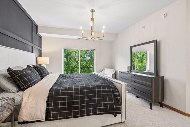 7100 Metro Boulevard 415, Edina, MN 55439