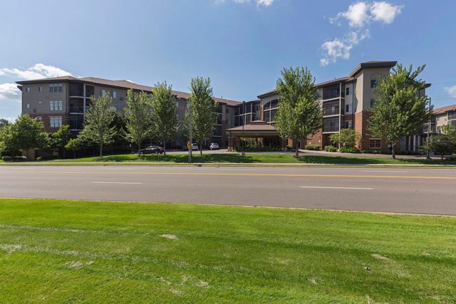7100 Metro Boulevard 415, Edina, MN 55439