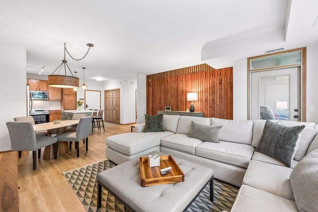 7100 Metro Boulevard 415, Edina, MN 55439 — photo 2