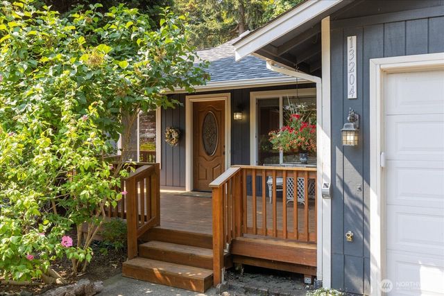 13204 60th Drive SE, Everett, WA 98208