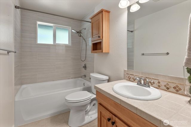 13204 60th Drive SE, Everett, WA 98208