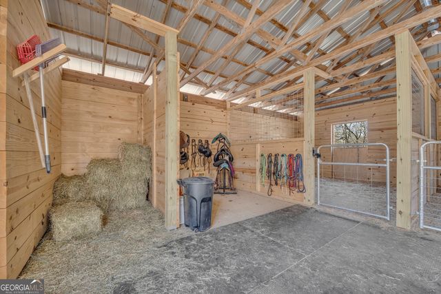 249 Hunters Creek Trail, Toccoa, GA 30577