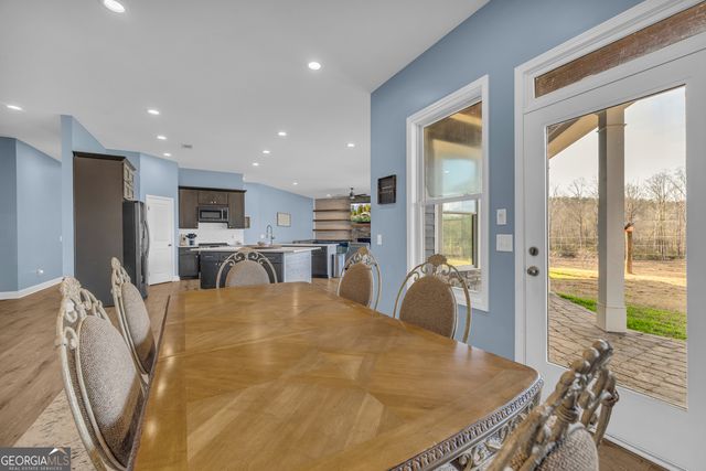 249 Hunters Creek Trail, Toccoa, GA 30577