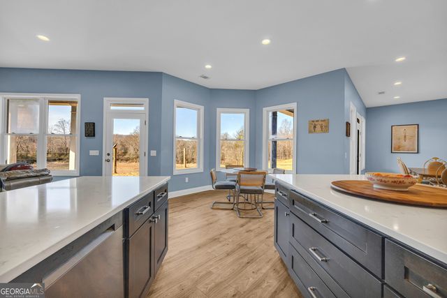 249 Hunters Creek Trail, Toccoa, GA 30577