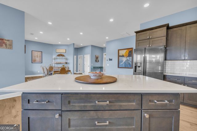 249 Hunters Creek Trail, Toccoa, GA 30577