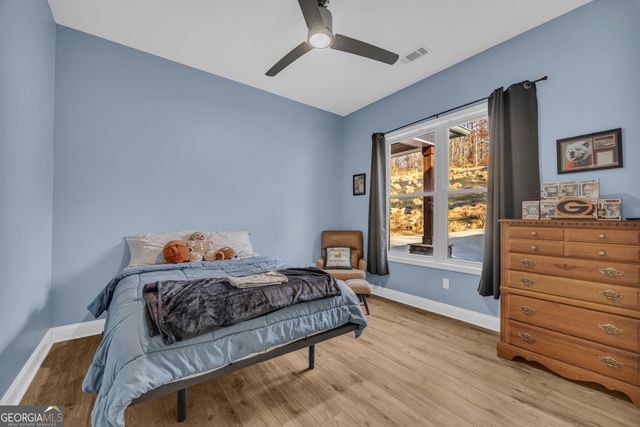 249 Hunters Creek Trail, Toccoa, GA 30577