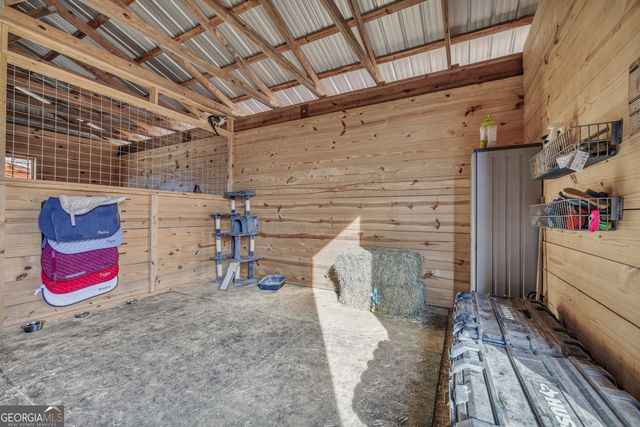 249 Hunters Creek Trail, Toccoa, GA 30577