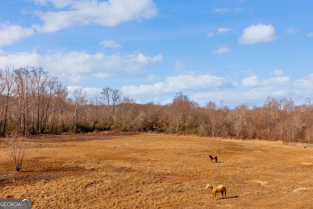 249 Hunters Creek Trail, Toccoa, GA 30577