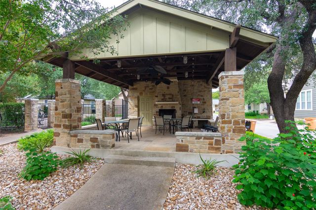13604 Caldwell DR 25, Austin, TX 78750