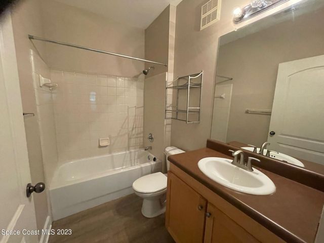 6411 Borasco Drive 115, Melbourne, FL 32940
