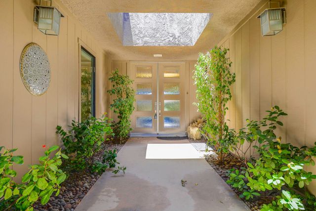 10 Colgate Drive, Rancho Mirage, CA 92270