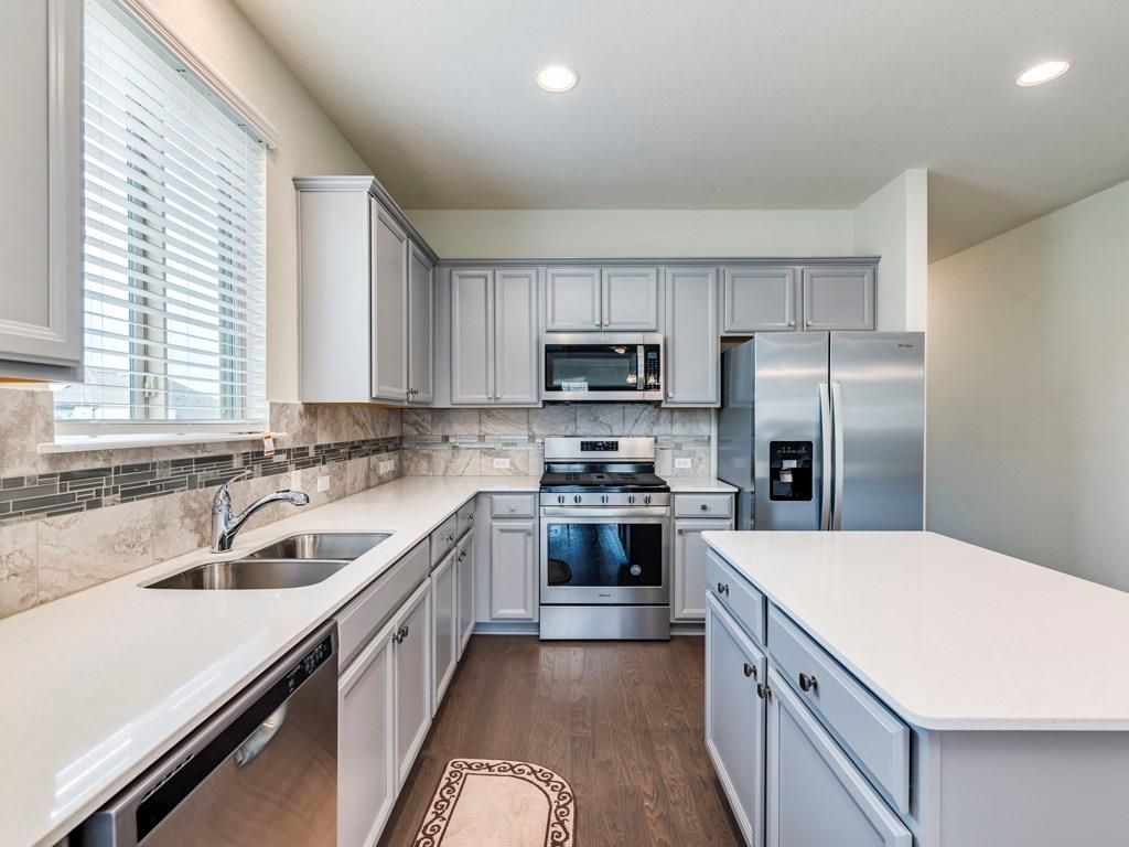 504 Saturnia DR, Georgetown, TX 78628