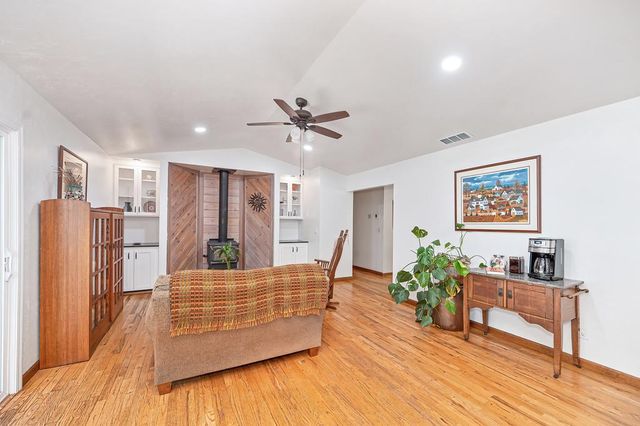 535 Chinquapin, Auburn, CA 95603