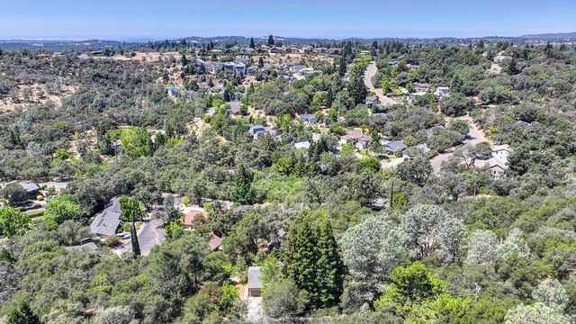 535 Chinquapin, Auburn, CA 95603