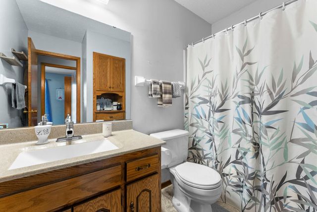 4245 Centerville Road, Vadnais Heights, MN 55127