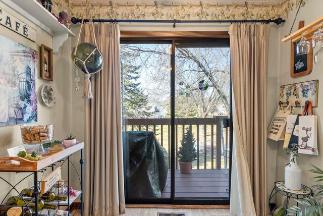 4245 Centerville Road, Vadnais Heights, MN 55127