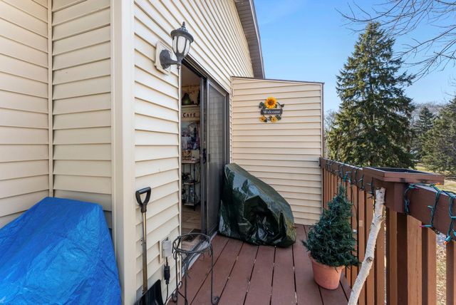 4245 Centerville Road, Vadnais Heights, MN 55127