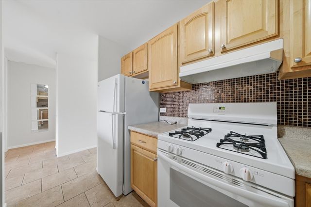 2605 S Indiana Avenue 304, Chicago, IL 60616