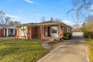 1928 Cresthill Avenue, Royal Oak, MI 48073