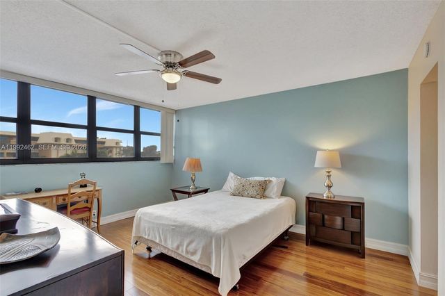 336 Golfview Rd 311, North Palm Beach, FL 33408