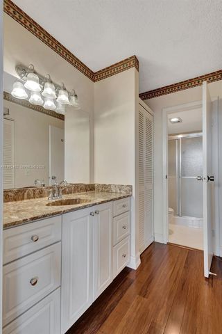 336 Golfview Rd 311, North Palm Beach, FL 33408