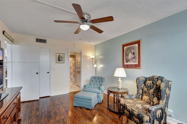 336 Golfview Rd 311, North Palm Beach, FL 33408