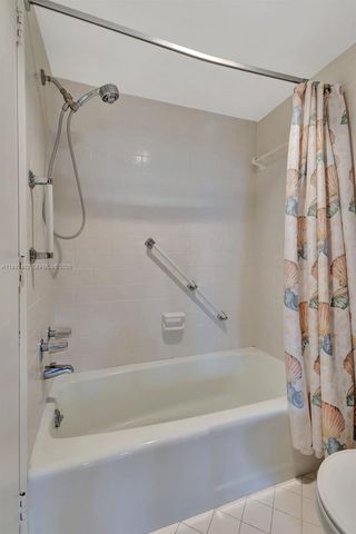 336 Golfview Rd 311, North Palm Beach, FL 33408