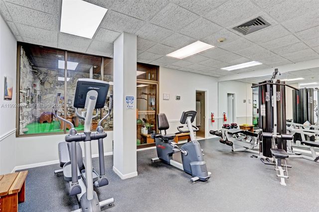 336 Golfview Rd 311, North Palm Beach, FL 33408