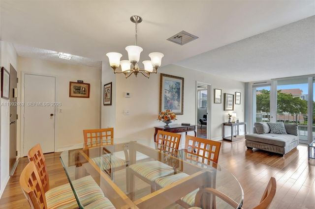 336 Golfview Rd 311, North Palm Beach, FL 33408