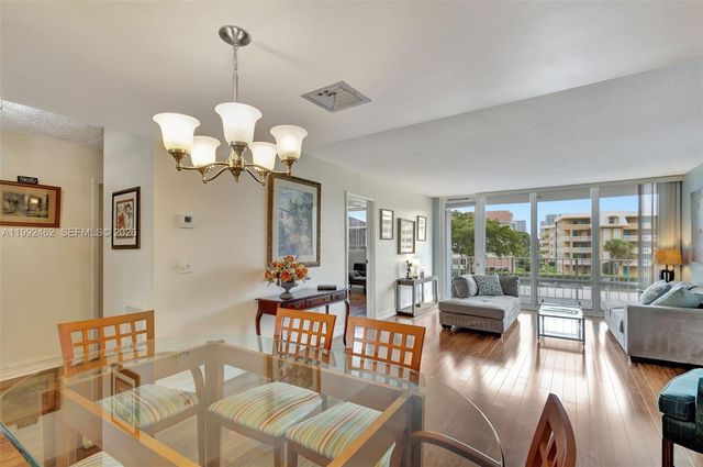 336 Golfview Rd 311, North Palm Beach, FL 33408