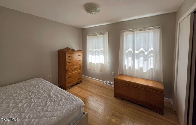 5059 Western Turnpike 1, Altamont, NY 12009
