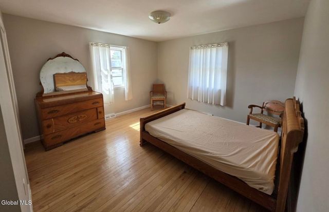 5059 Western Turnpike 1, Altamont, NY 12009