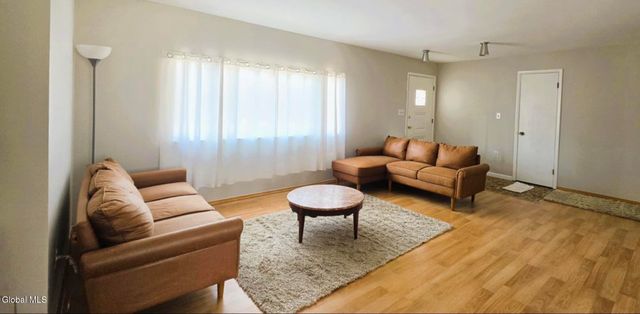 5059 Western Turnpike 1, Altamont, NY 12009