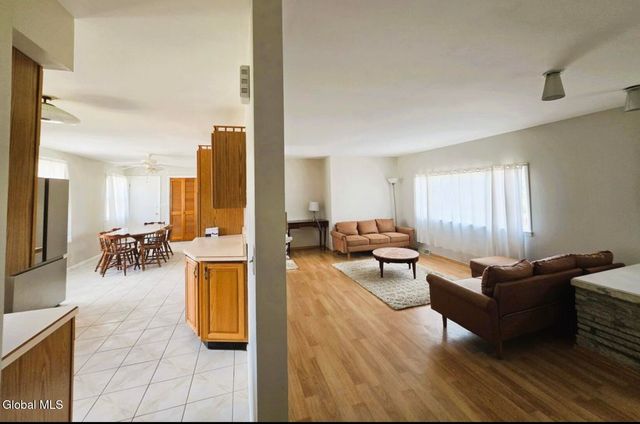5059 Western Turnpike 1, Altamont, NY 12009