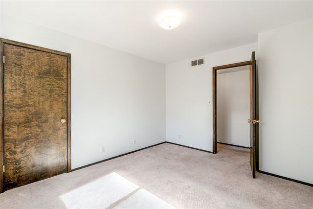 2211 Portavela Street, Santa Fe, NM 87505