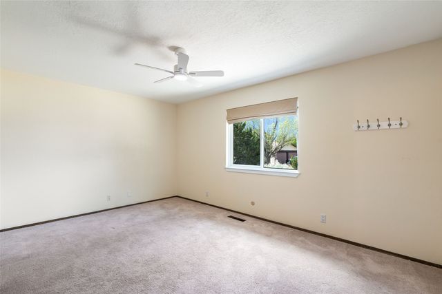 2211 Portavela Street, Santa Fe, NM 87505