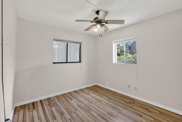 2551 NW 98th Terrace, Coral Springs, FL 33065