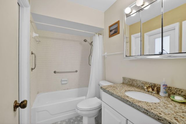 2551 NW 98th Terrace, Coral Springs, FL 33065